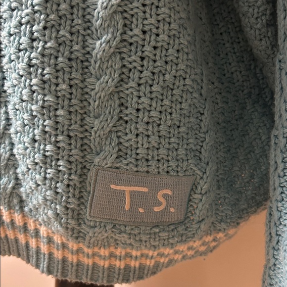 Taylor Swift Limited Edition 1989 Cardigan - Picture 2 of 6